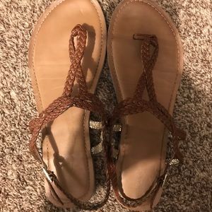 Women’s sandals size 10